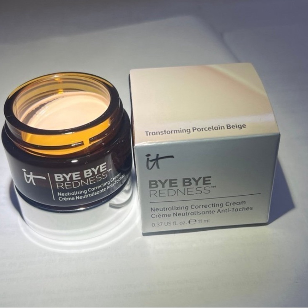 IT Cosmetics Neutralizing Color Correcting Cream Transforming Porcelain Beige